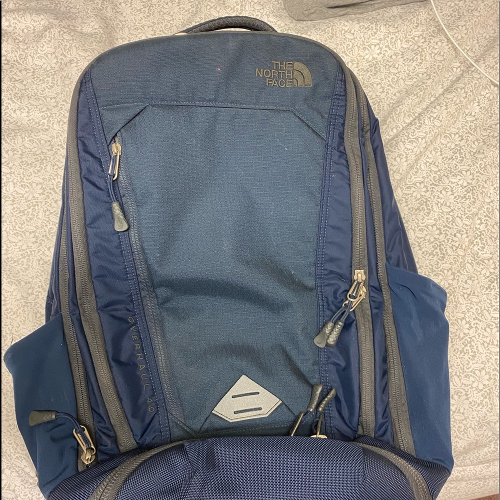 North face Overhaul backpack 4.0 40L